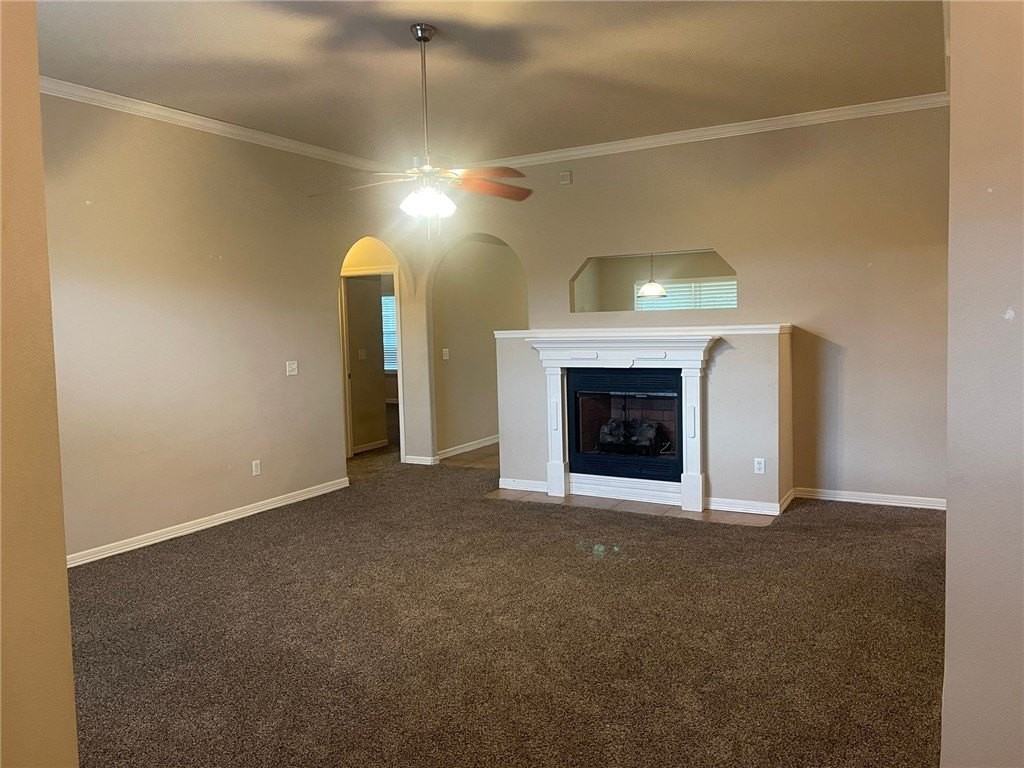460 Kate Dr - Photo 2 of 10