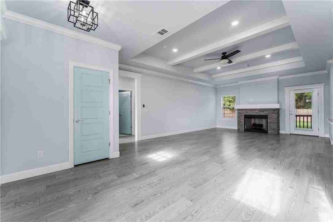 1930 Sunrise Cir - Photo 3 of 22
