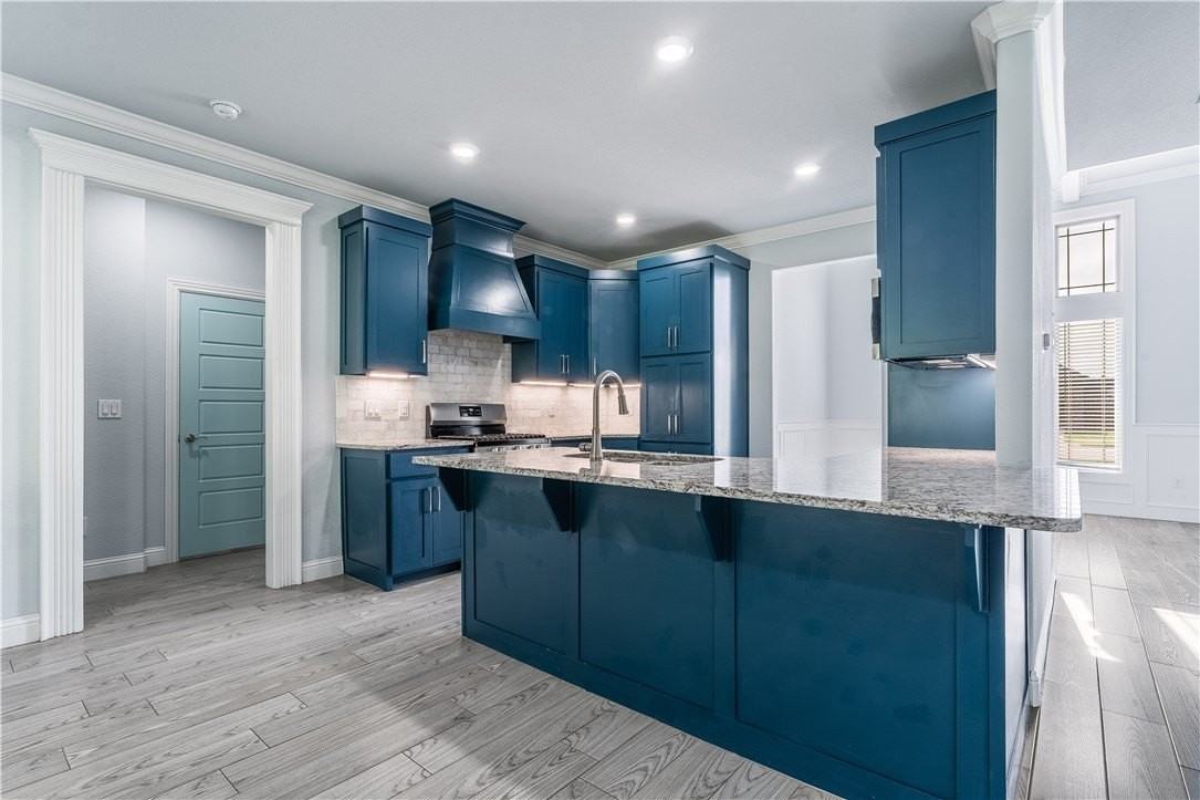 1930 Sunrise Cir - Photo 6 of 22
