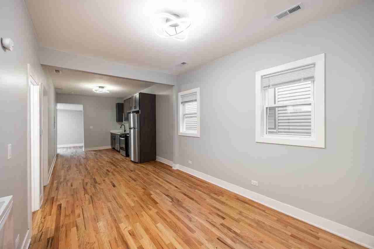 1741 N California Ave #1742-2R - Photo 2 of 11