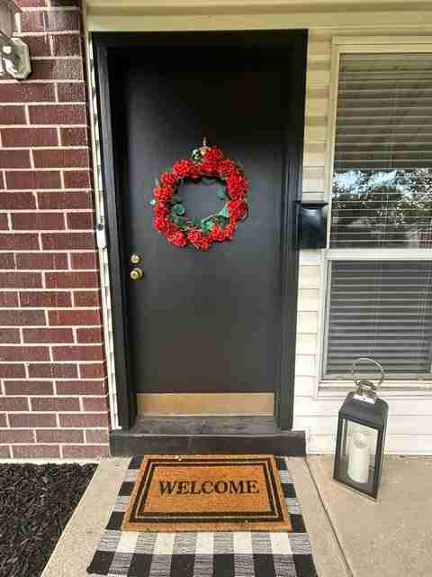 1128 N Buccaneer Dr - Photo 2 of 19