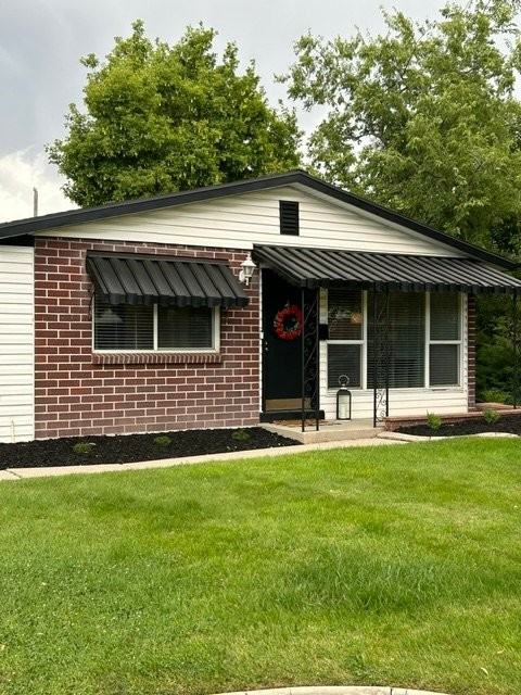 1128 N Buccaneer Dr - Photo 3 of 19