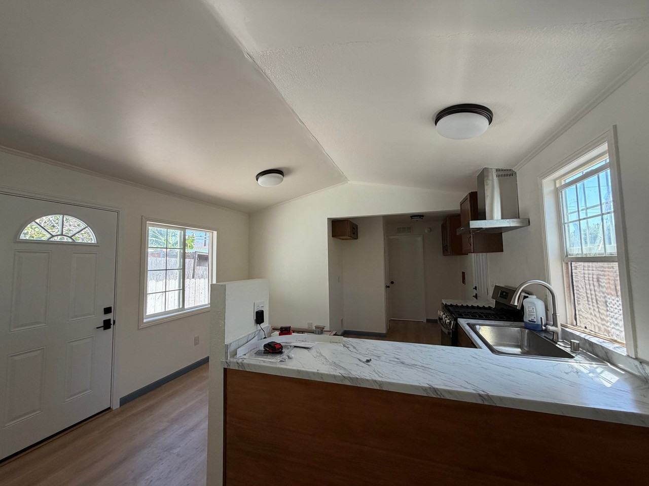 11346 Violeta St - Photo 2 of 11