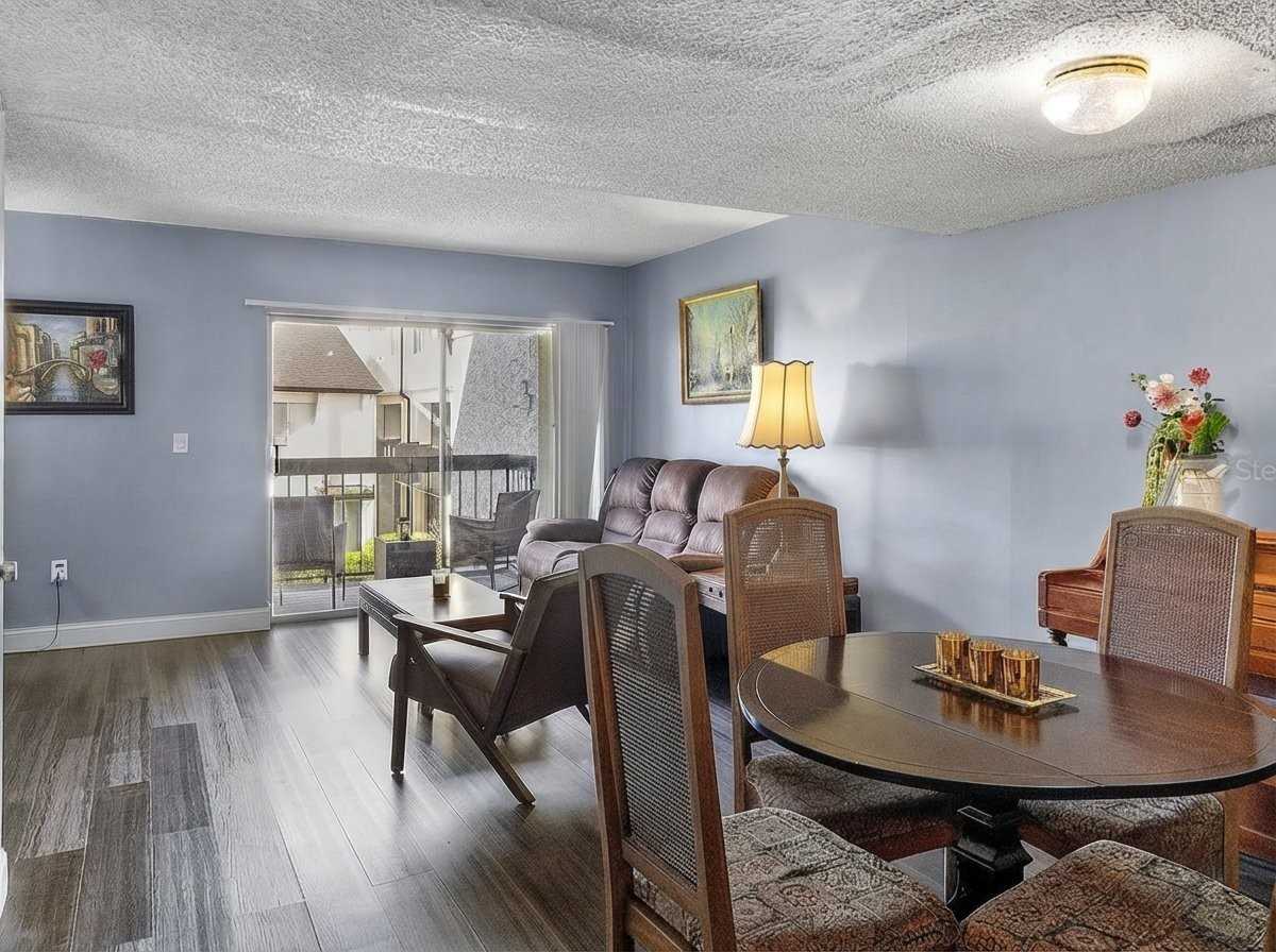 4269 S Semoran Blvd #14 - Photo 2 of 16