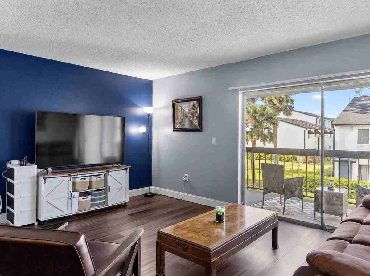 4269 S Semoran Blvd #14 - Photo 3 of 16