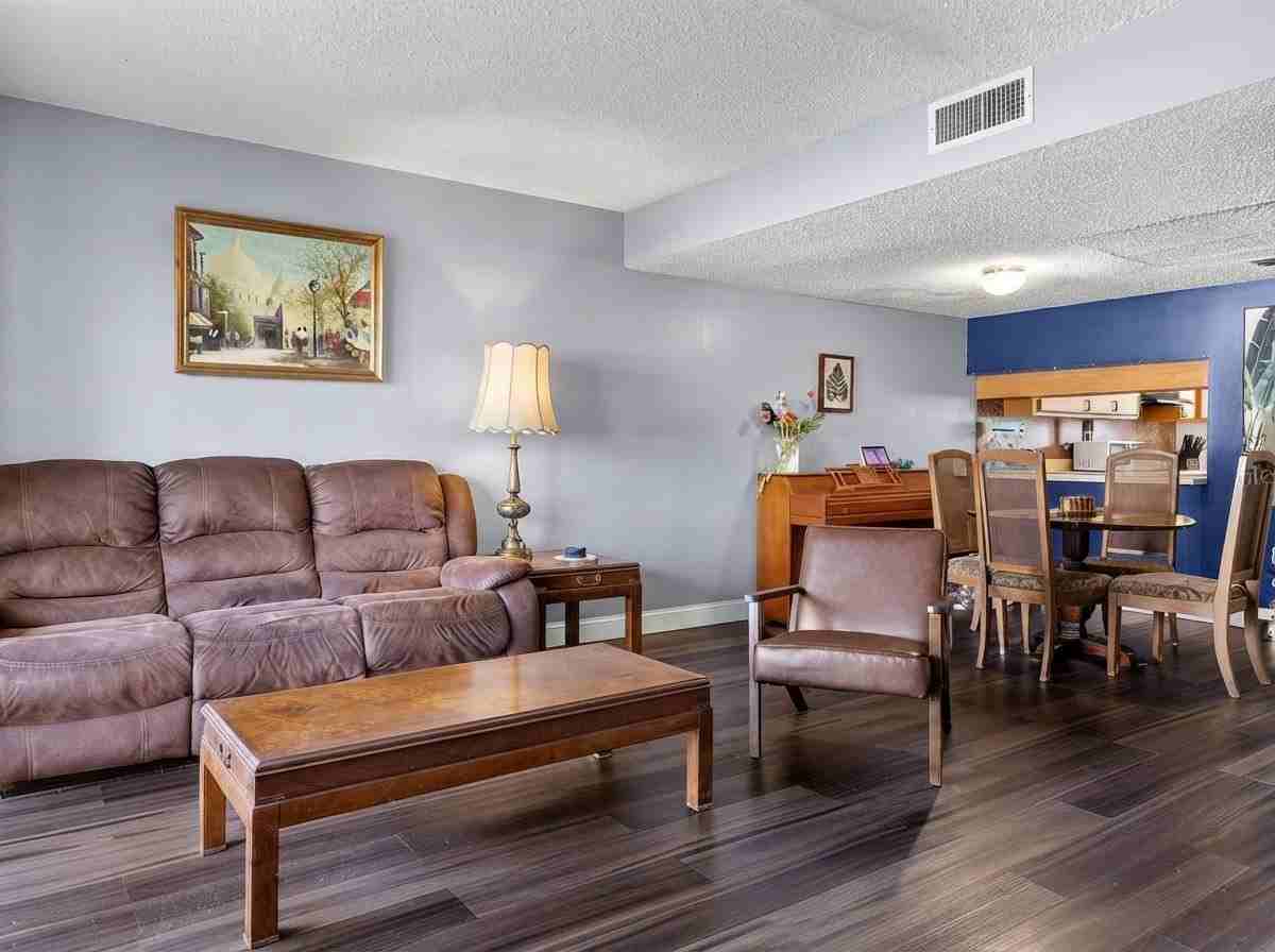 4269 S Semoran Blvd #14 - Photo 4 of 16