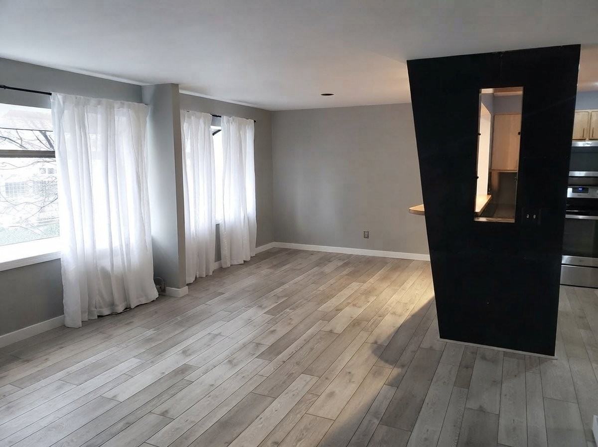 150 Melrose Ave E #205 - Photo 3 of 17