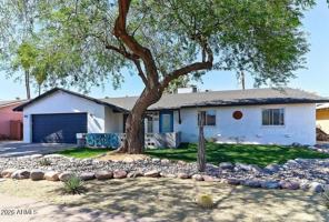 featured image of 8338 E Granada Rd