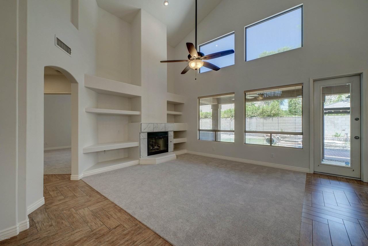 6410 E Carolina Dr - Photo 6 of 31