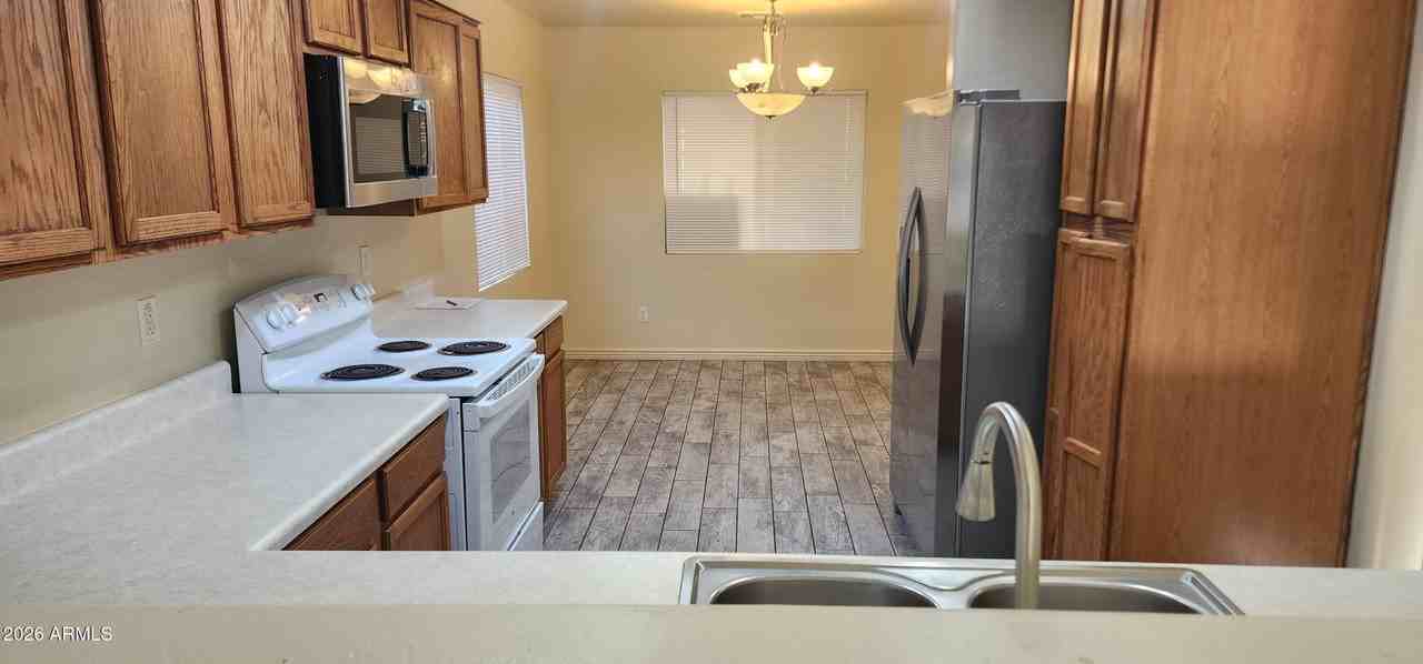 10126 N 116th Ln - Photo 6 of 30