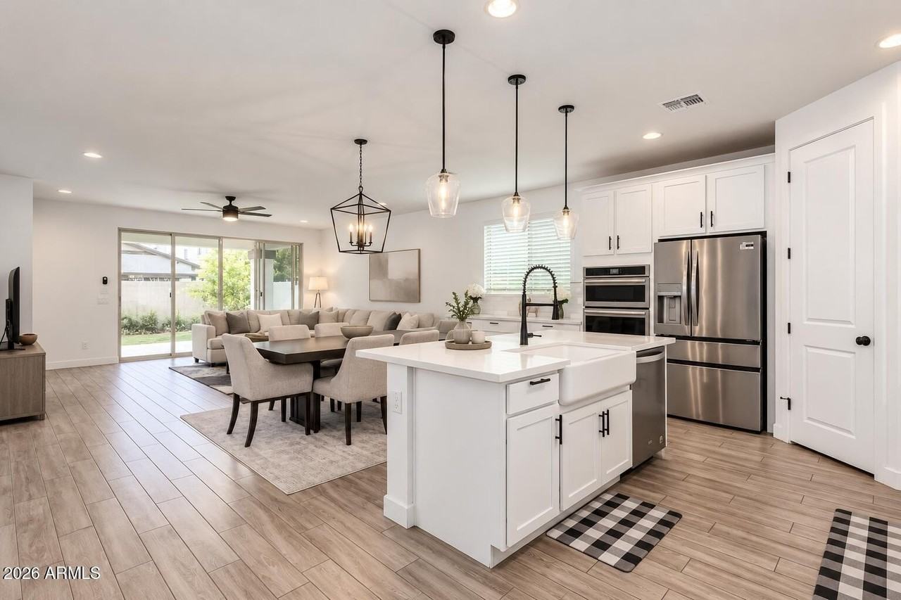 9825 E Satellite Dr - Photo 4 of 25