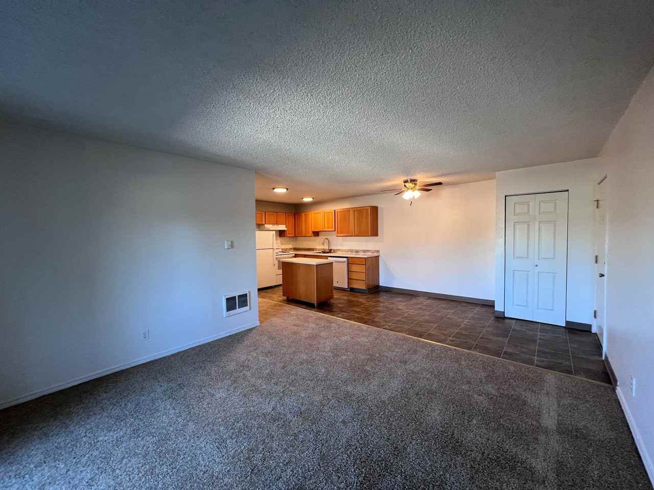 17260 Sw Heritage Ct #70 - Photo 4 of 20