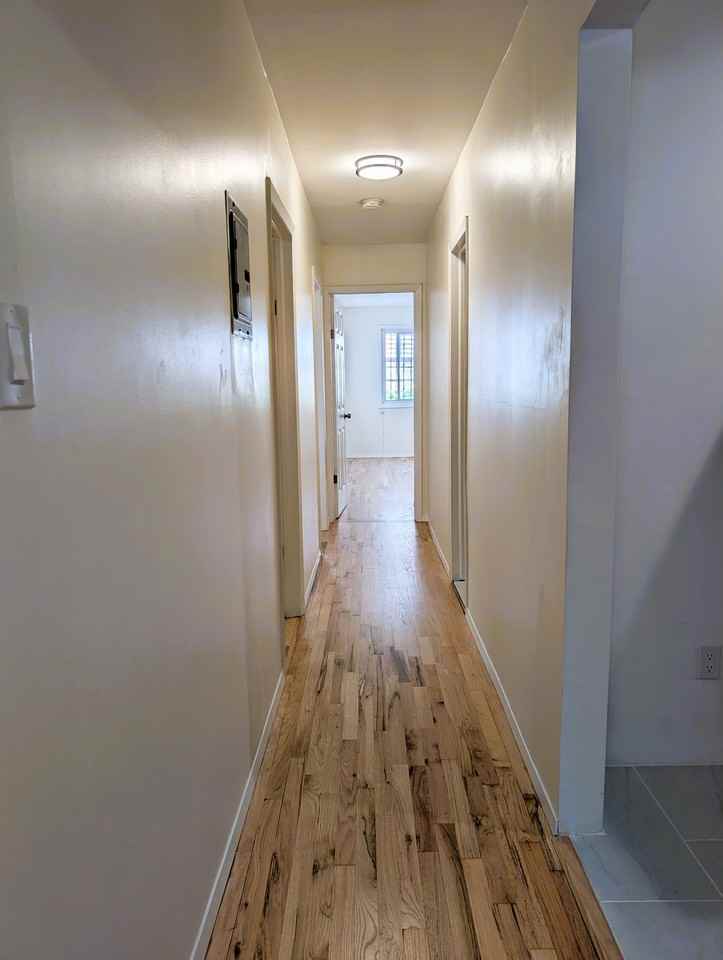 45 E 51st St #1 - Photo 4 of 9