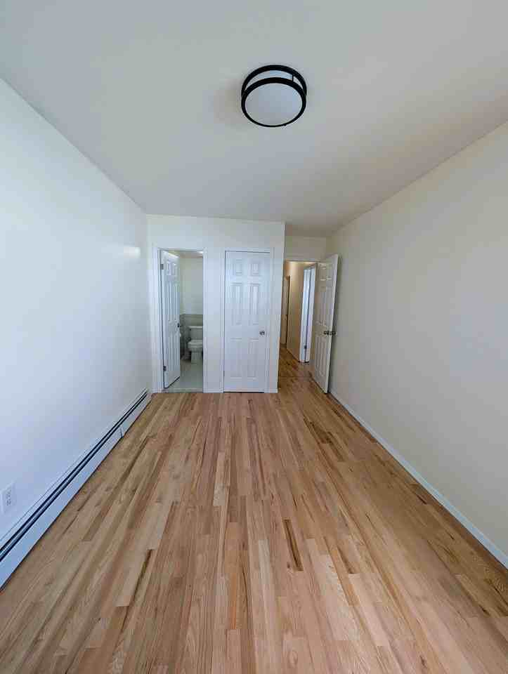 45 E 51st St #1 - Photo 6 of 9