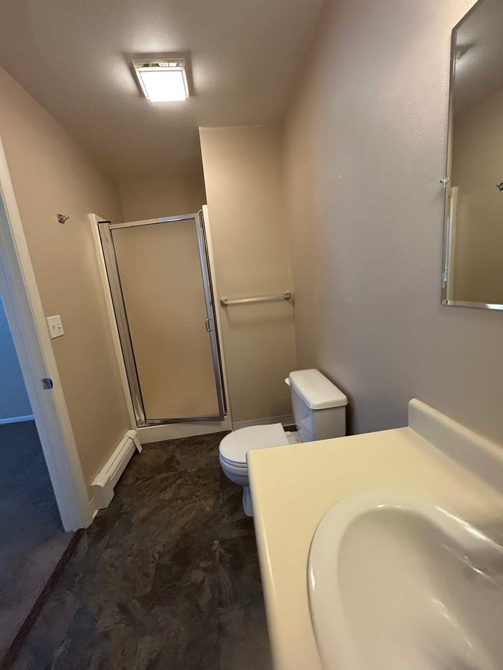 102 E Granite Ave #B - Photo 5 of 20