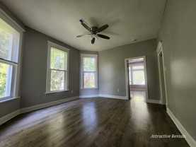 7028 S Rhodes Ave #2 - Photo 1 of 1