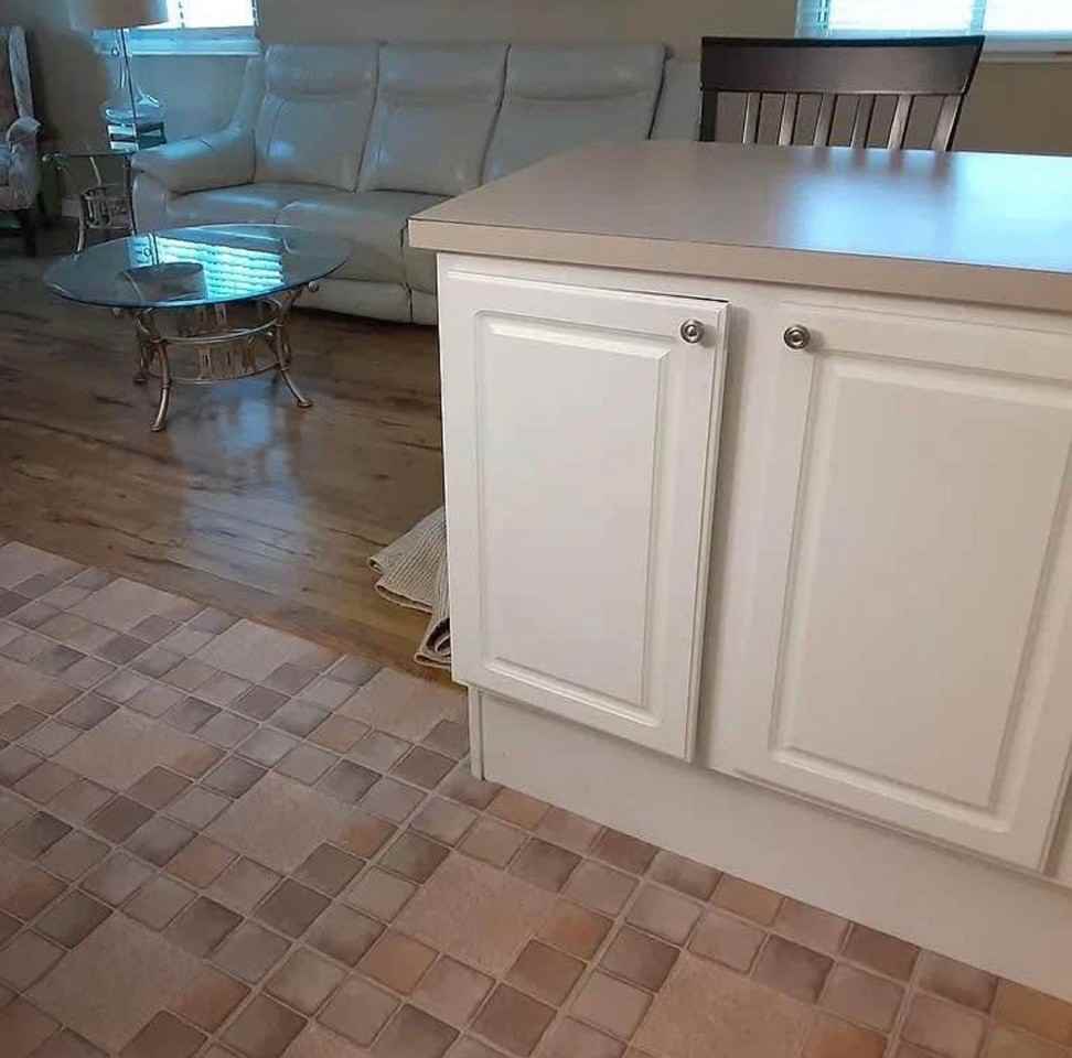 4446 Glenwillow Dr - Photo 4 of 11