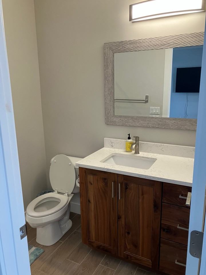 1838 Wn - Photo 3 of 16