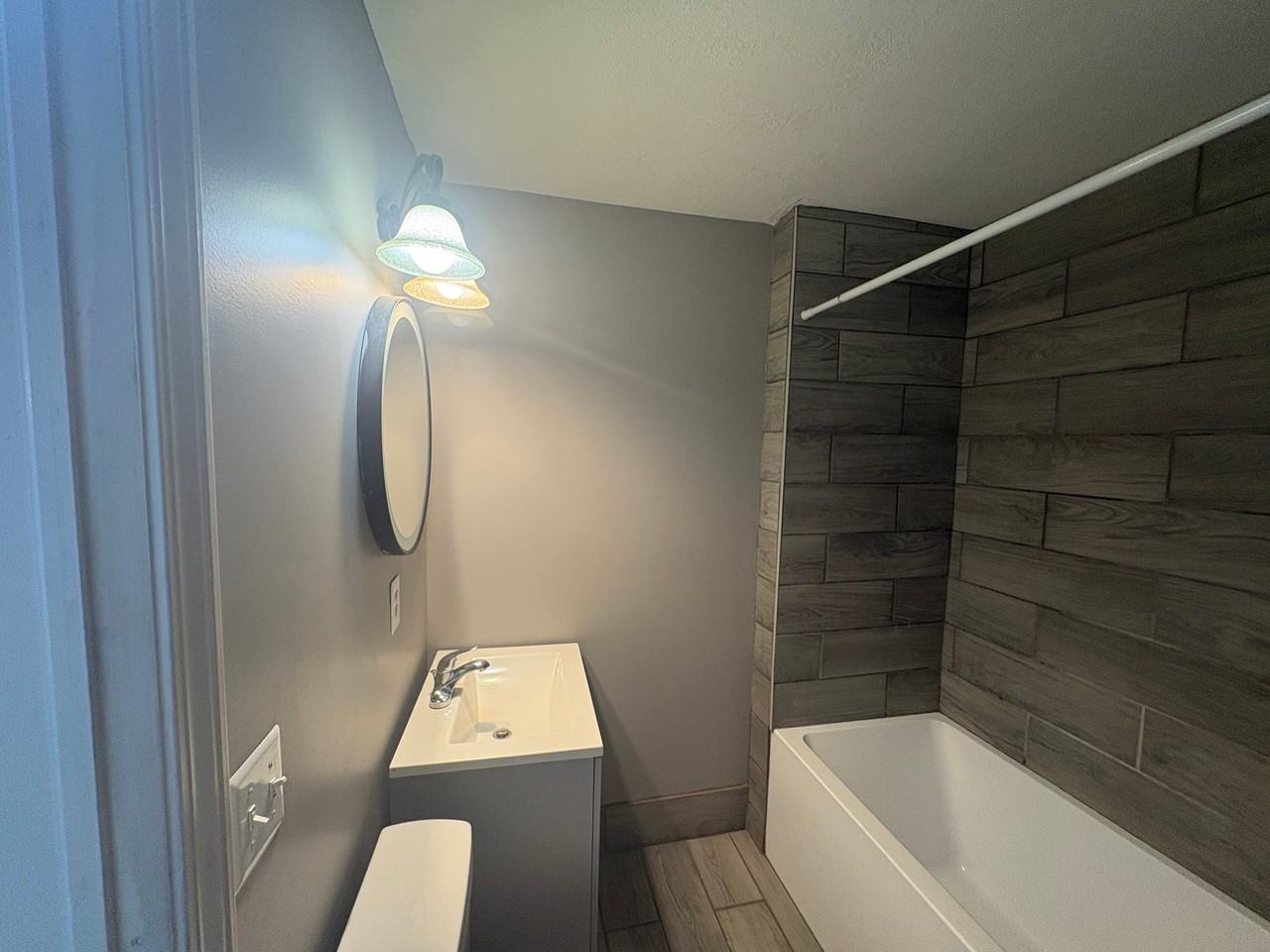 3585 E Ross Pkwy #3587 - Photo 3 of 9