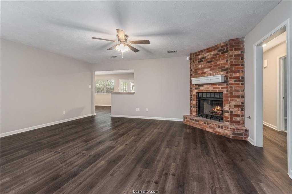 3408 Dallis Dr - Photo 6 of 18