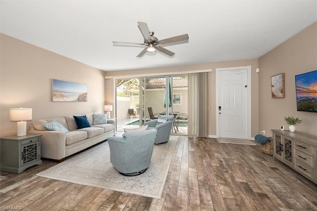 15599 Latitude Dr - Photo 4 of 50