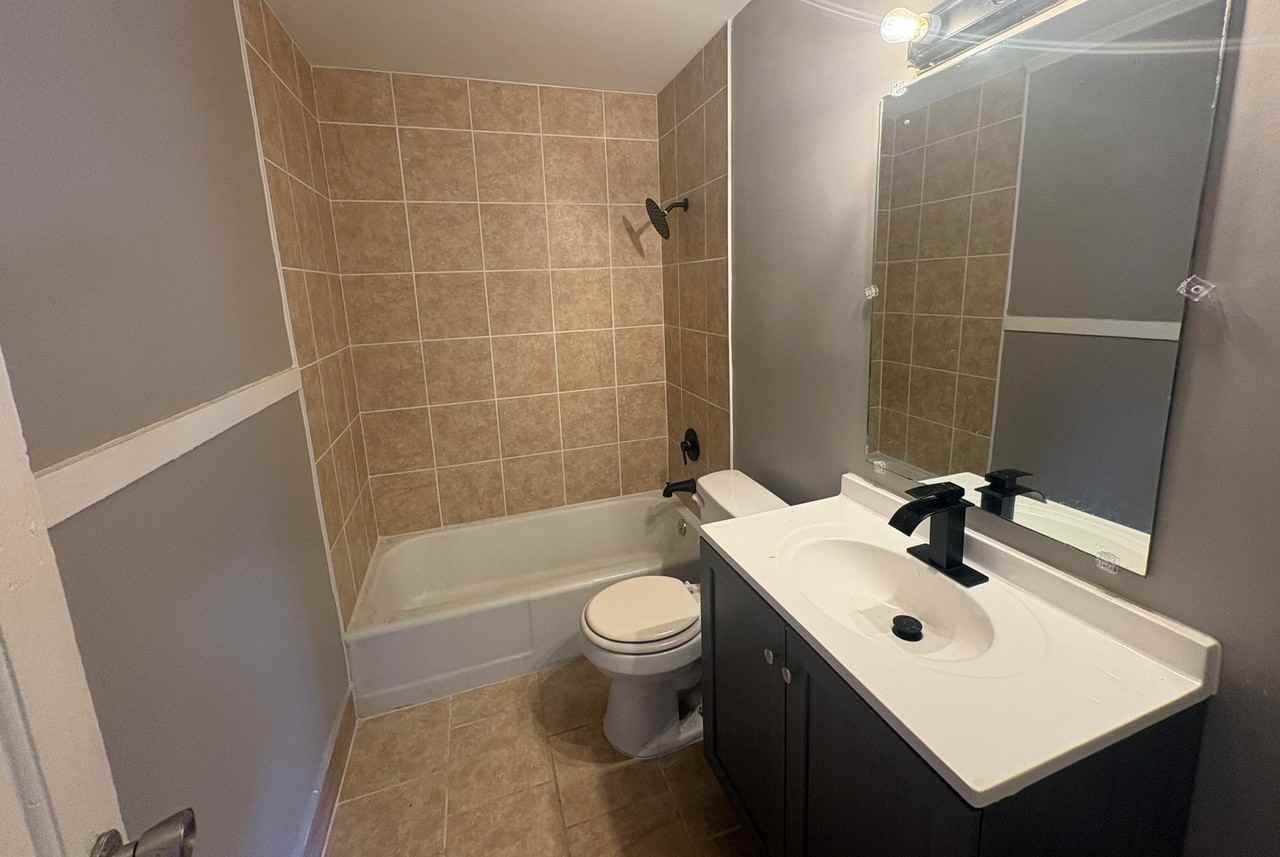 3904 E Ross Pkwy #3904 - Photo 7 of 8