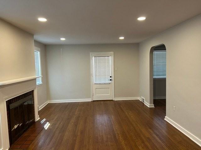 101 8th St #101 - Photo 2 of 20