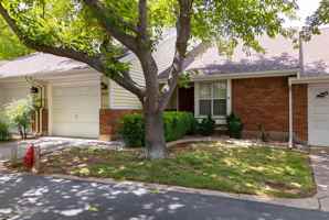featured image of 845 N Valley View Dr #501