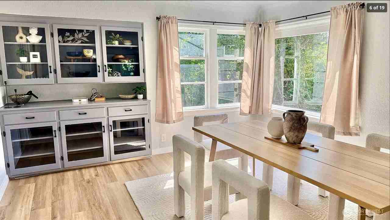 1715 S 40th St - Photo 6 of 19