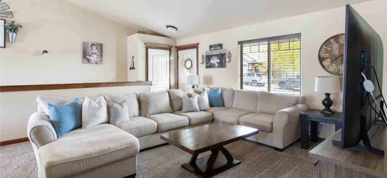 89 Alyvia Ln - Photo 3 of 20