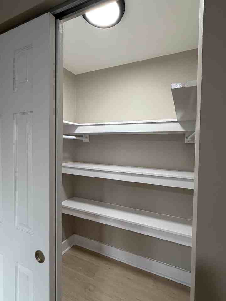 475 Park Ave #B8 - Photo 5 of 9
