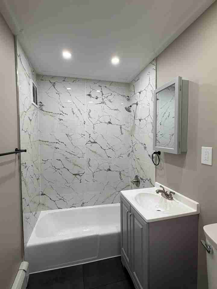 475 Park Ave #B8 - Photo 7 of 9
