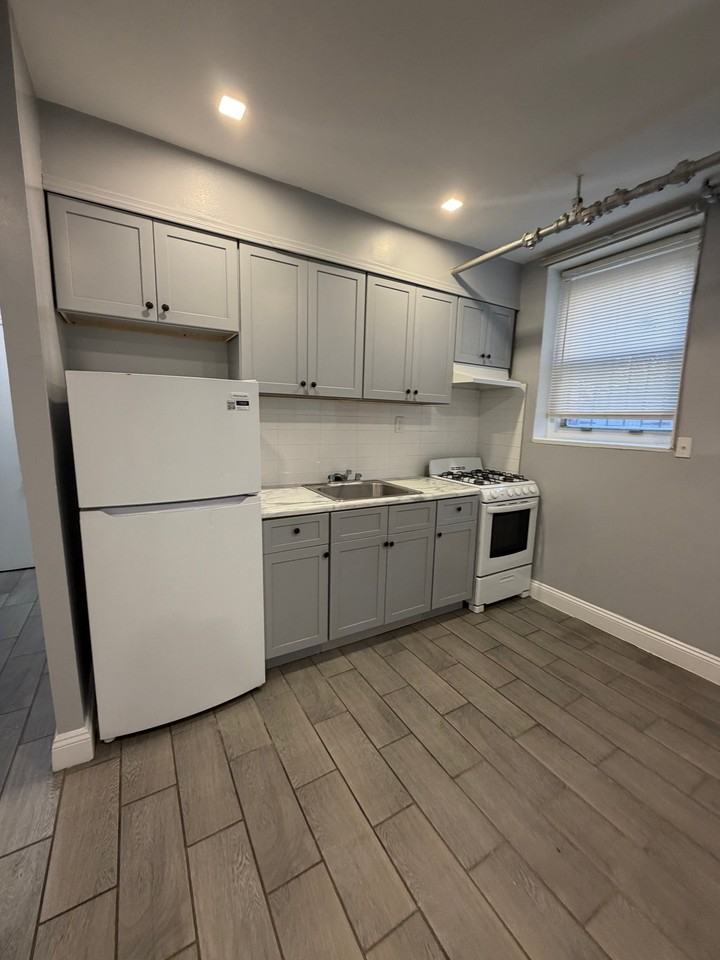 68 Elmwood Ave #T