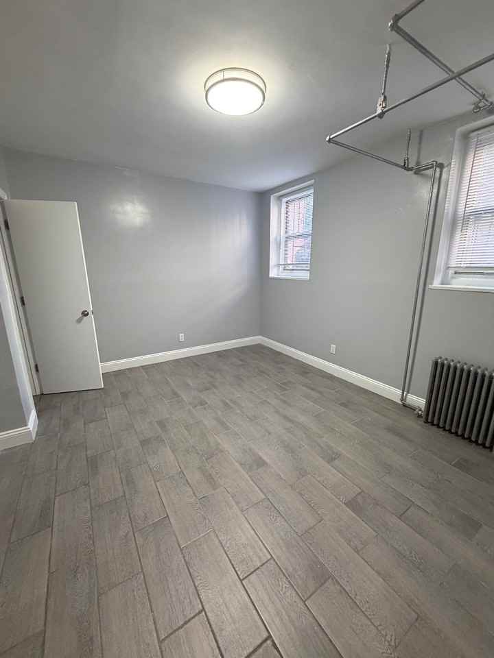 68 Elmwood Ave #T - Photo 3 of 4