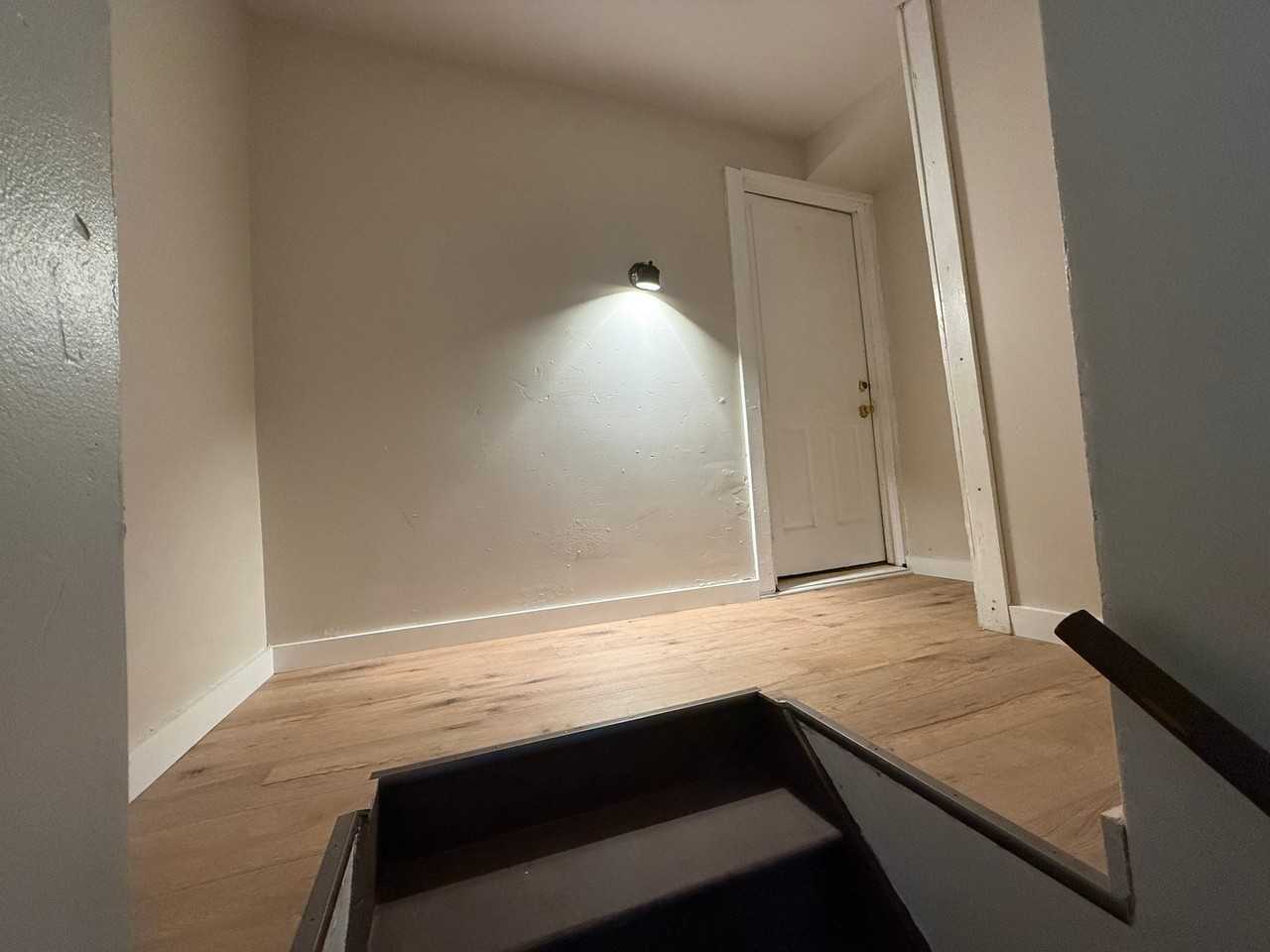 1723 Erie St - Photo 5 of 8