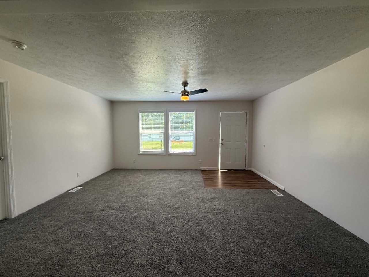 1236 N Oaklane Rd #97 - Photo 7 of 9