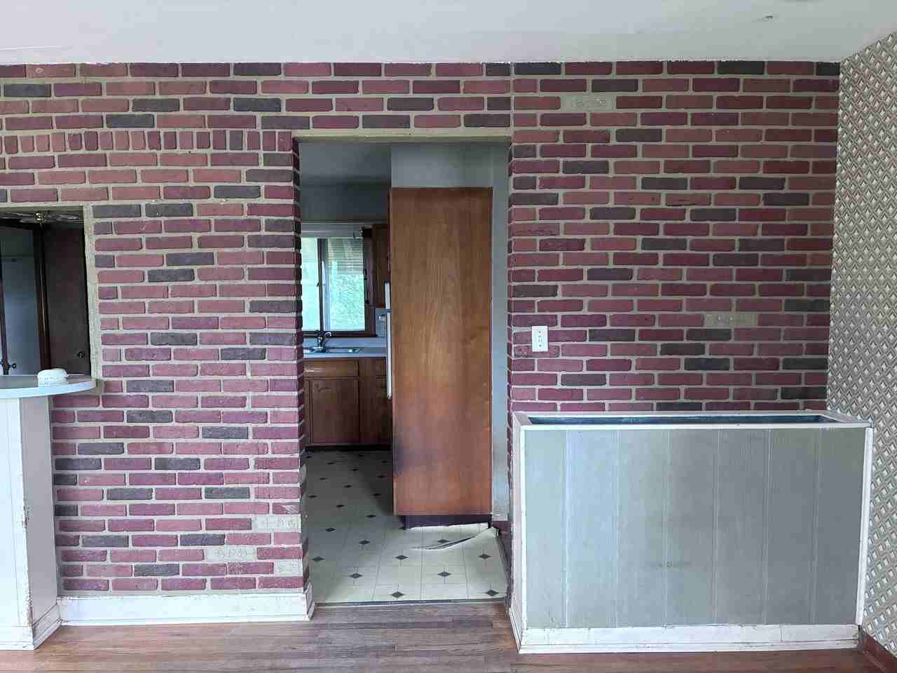 4906 N 61st St - Photo 7 of 11
