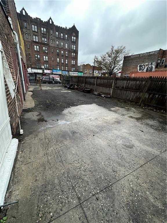 4519 Church Ave - Photo 3 of 4