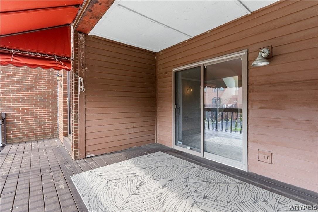 353 Lakefront Blvd - Photo 4 of 25