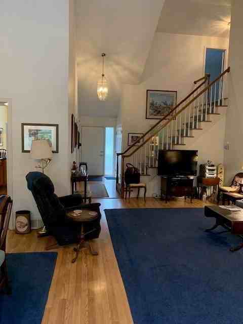 71 Winding Creek Ln - Photo 3 of 17
