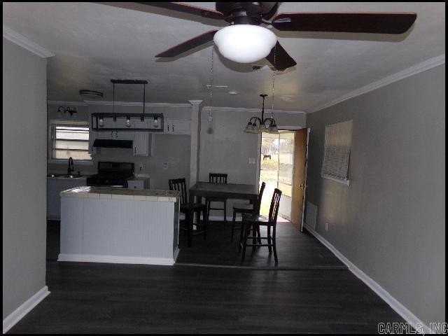 5004 S Woodland Dr - Photo 4 of 20