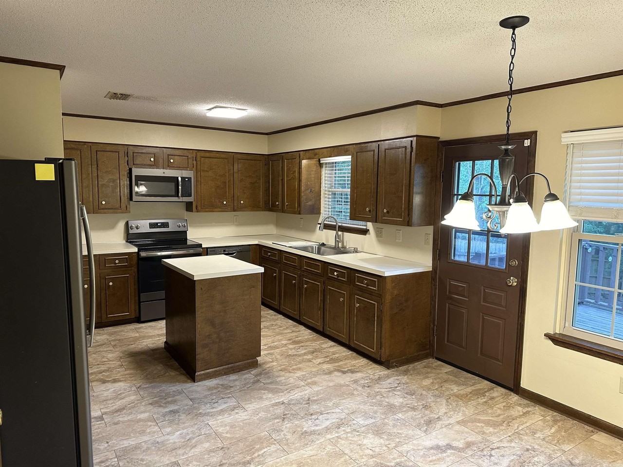 13009 Morrison Rd - Photo 6 of 15