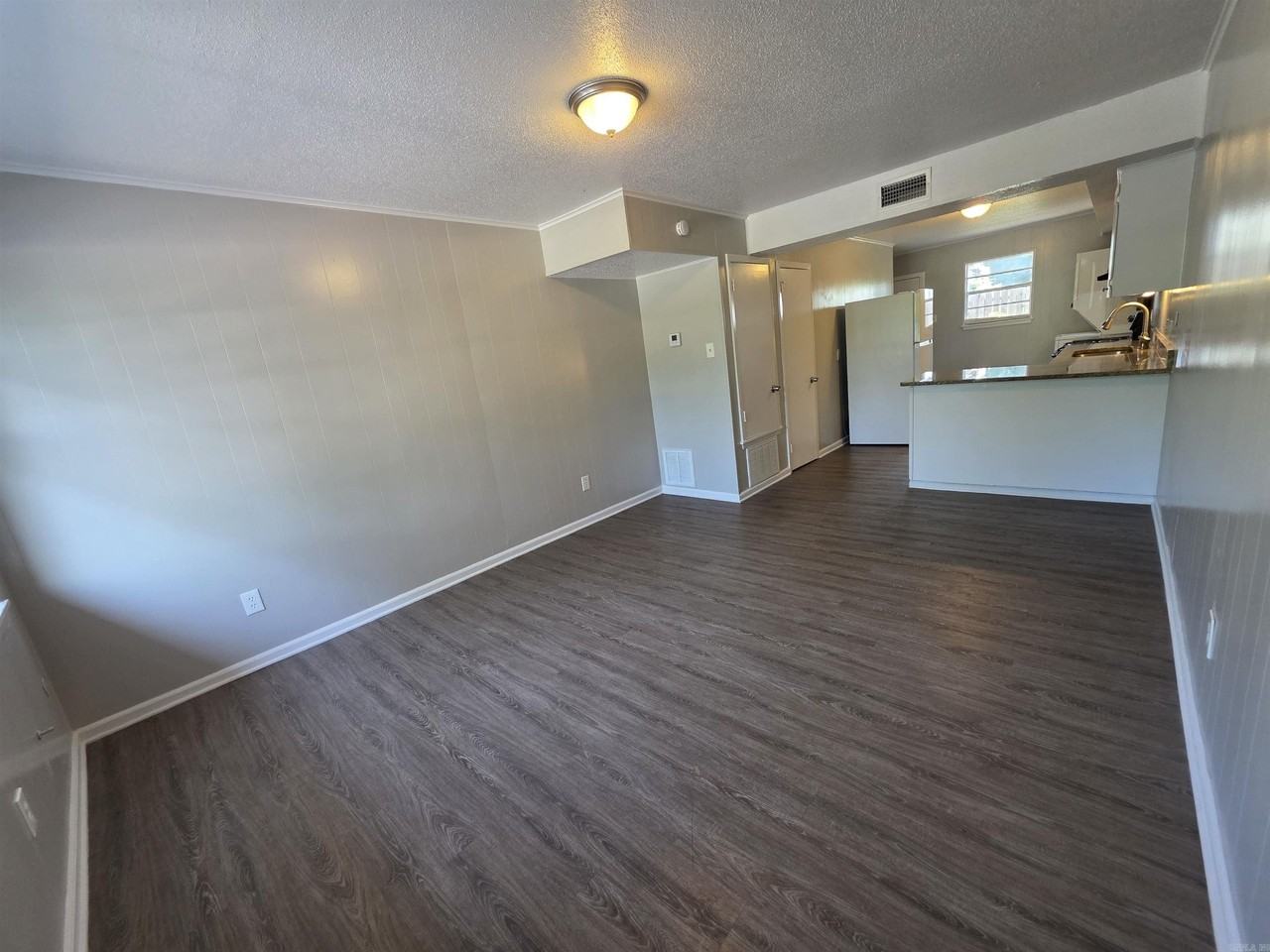 3017 Parkway Dr #3 - Photo 2 of 19