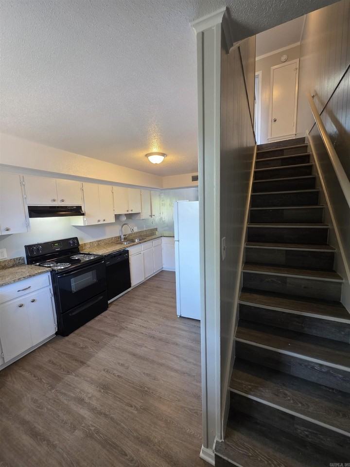 3017 Parkway Dr #3 - Photo 6 of 19