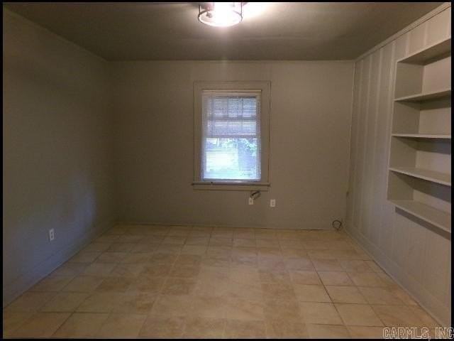 1909 Parker St - Photo 7 of 21