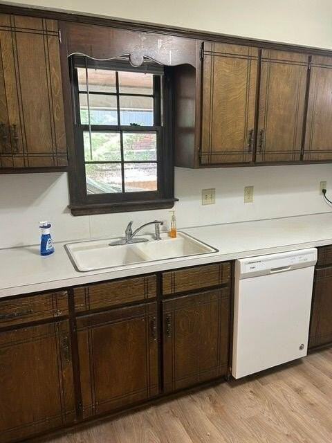 1441 Autumnridge Dr - Photo 4 of 7