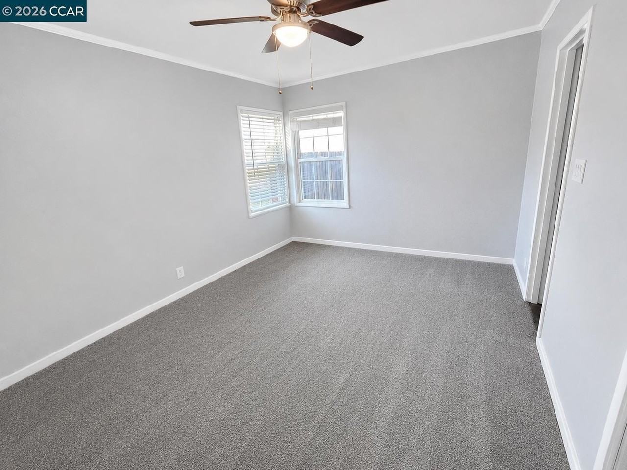916 Veale Ave - Photo 7 of 8