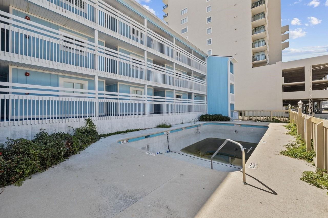 941 S Ocean Blvd #CDA3 - Photo 3 of 50