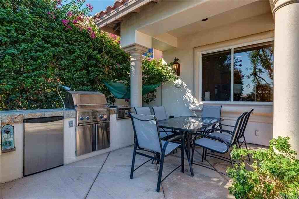 49520 Mission Dr W - Photo 7 of 21