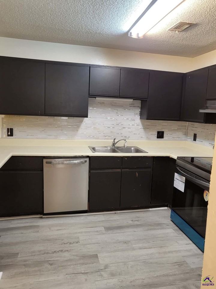 254 Somerset Dr - Photo 5 of 13